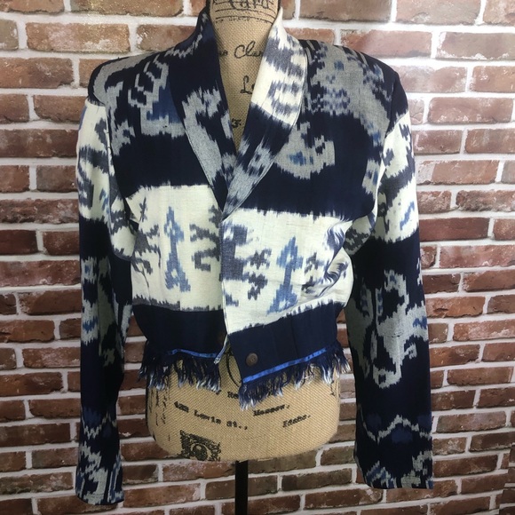 Fringe waist length jacket - Picture 6 of 10